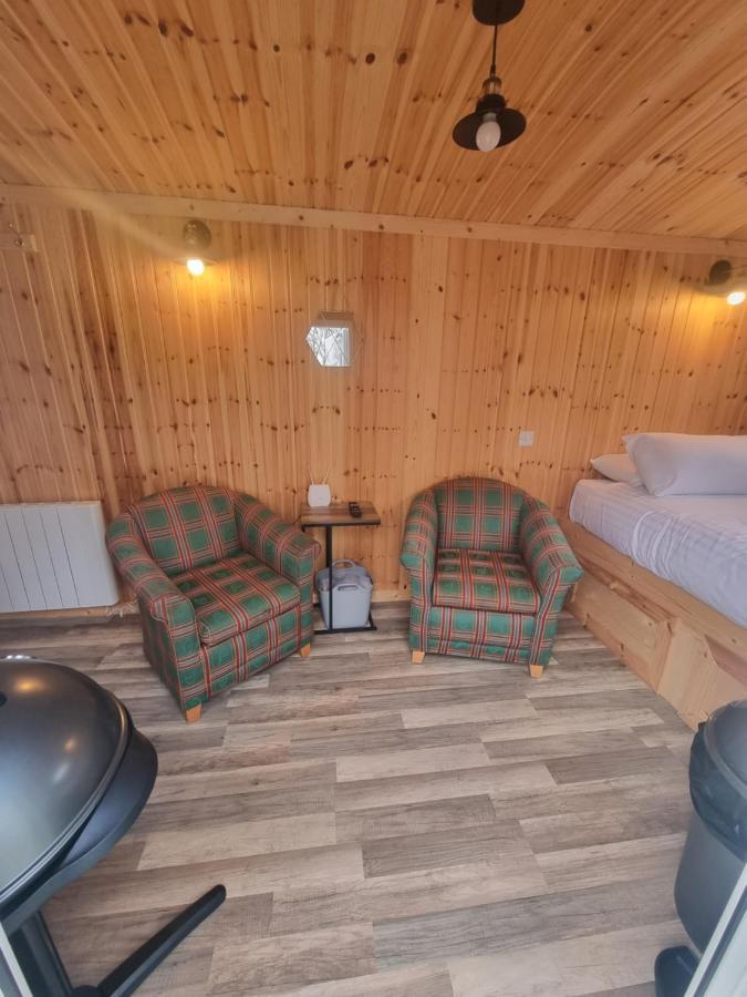 Blair Snug Hut Apartamento Kelty Exterior foto